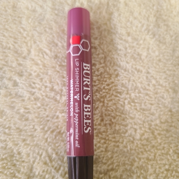 Burt's Bees Lip Shimmer Color Watermelon 132 NIB Sealed .09oz/2.55g - Picture 2 of 16
